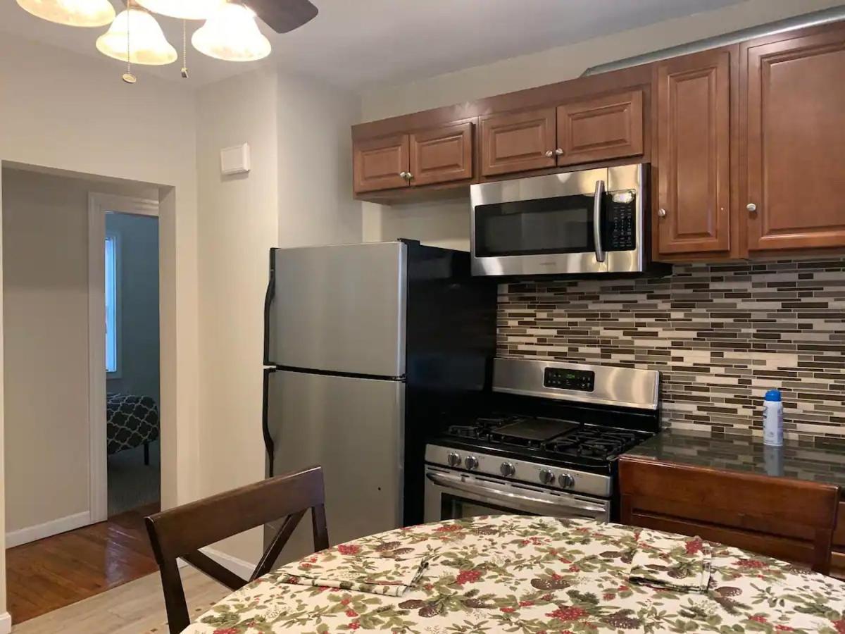 Charming Urban Apartment Getaway Providence Bagian luar foto